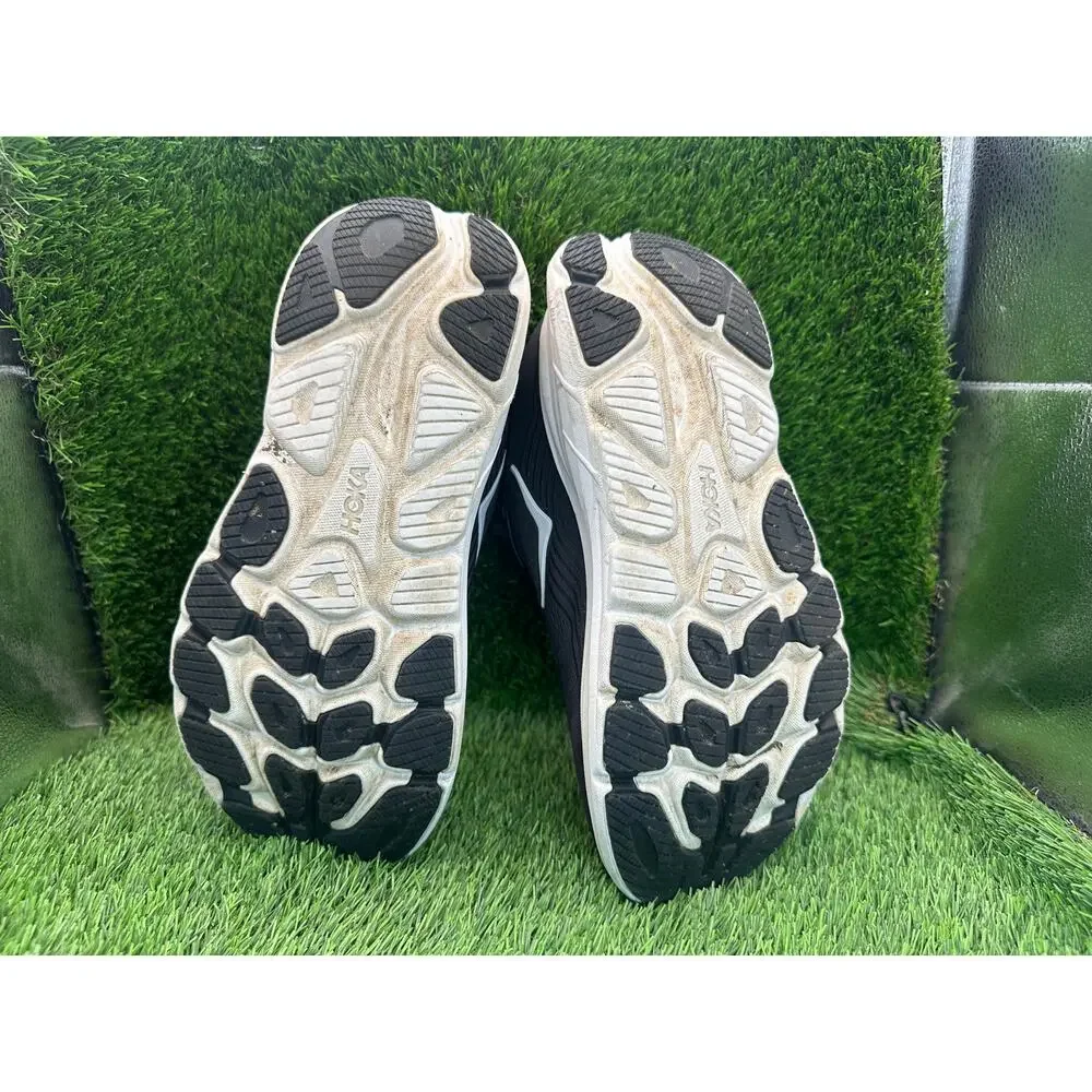 Hoka One One hoka one